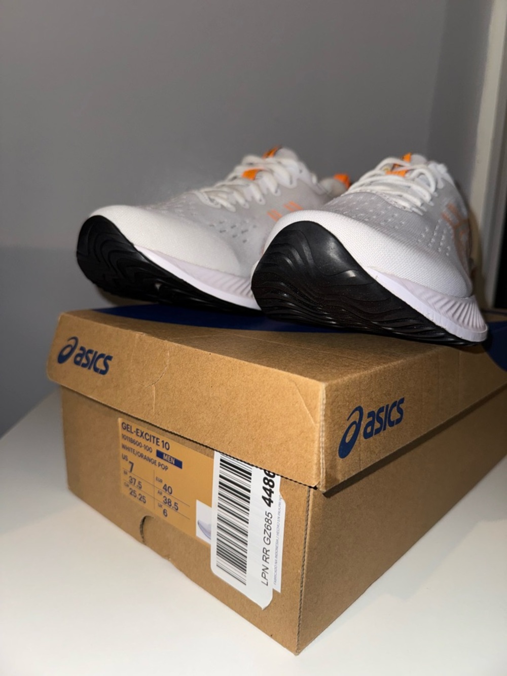 Asics White Sneakers with Bright Orange Accents - Picture 6 of 7